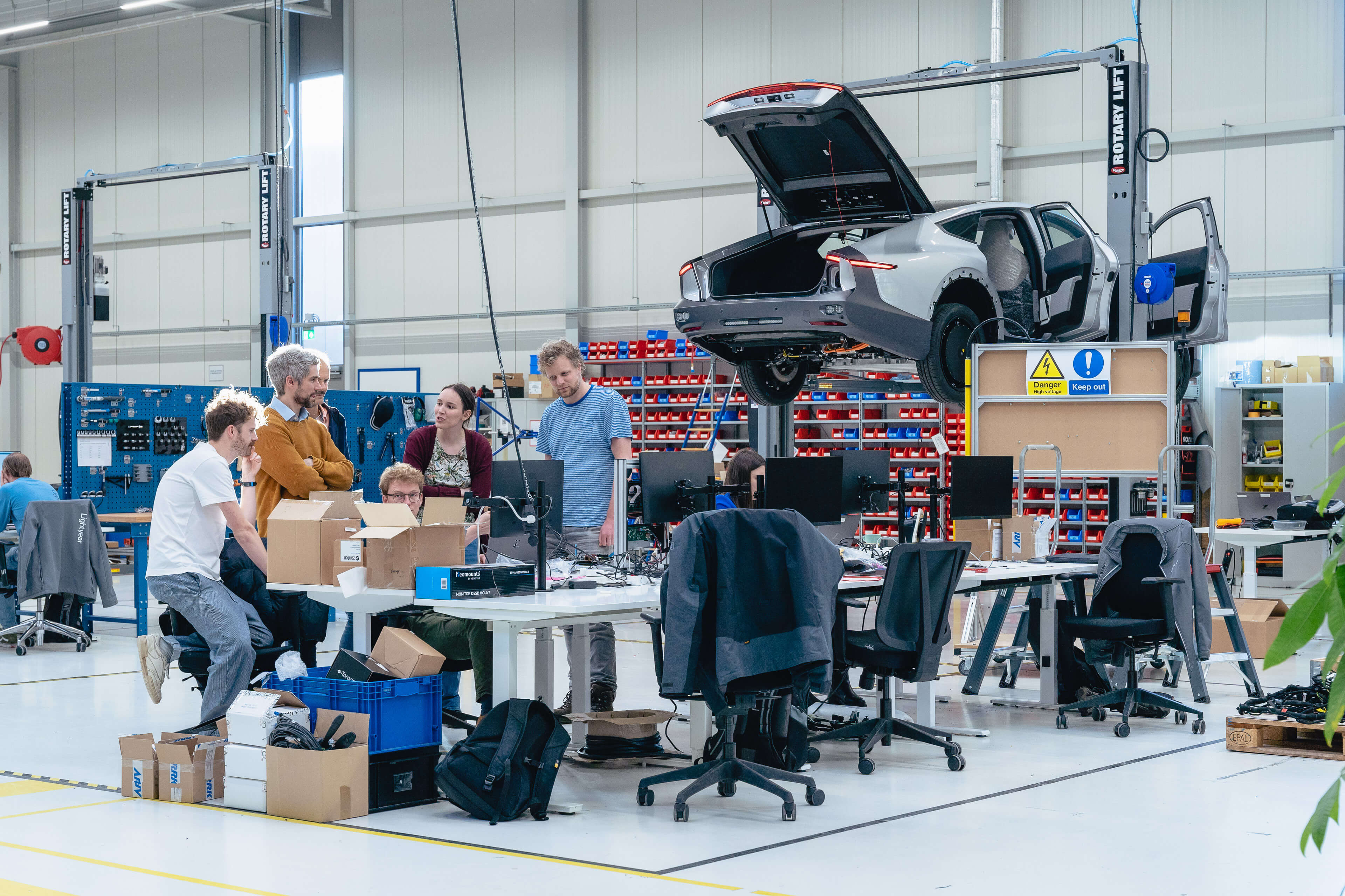 Working together with the Driver Interaction team on testing our custom build infotainment system.